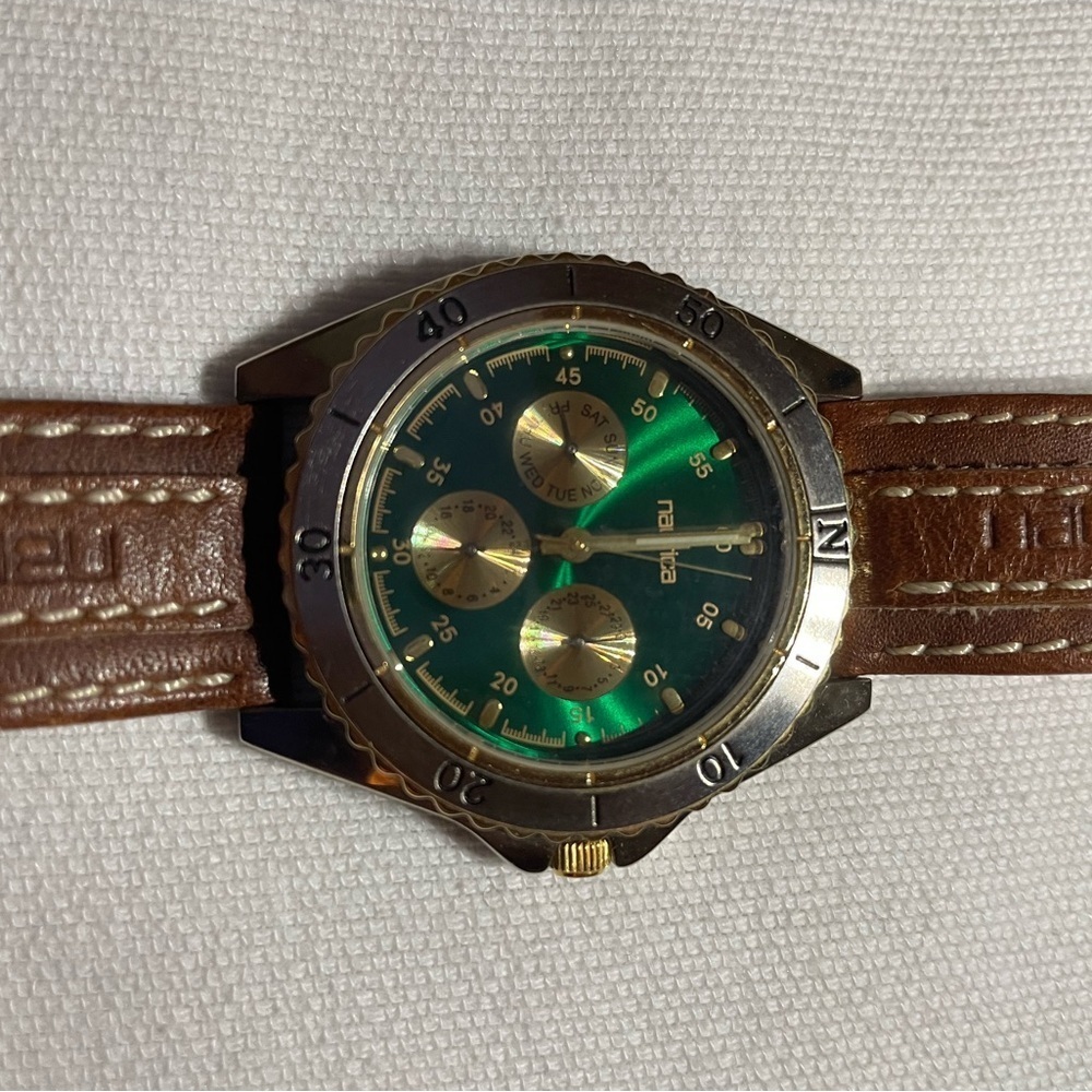 Vintage 90s Nautica Emerald Dial Quartz Diver Watch Used needs battery - Picture 9 of 9